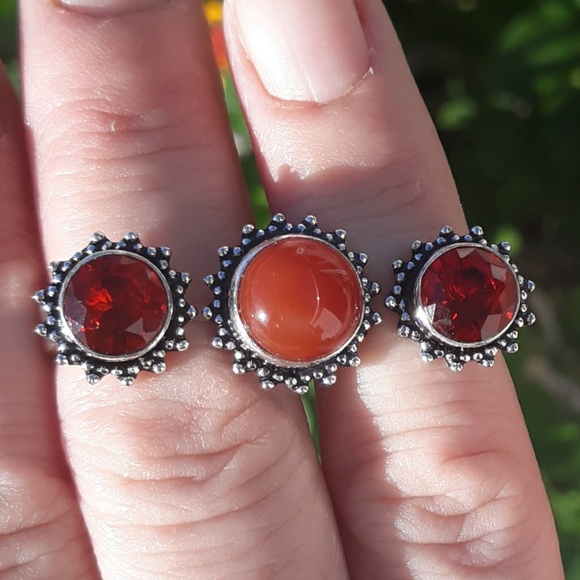 New Carnelian and Garnet Adjustable 925 Silver Knuckle Ring. - Picture 1 of 8